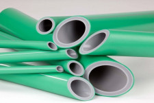 Устойчивость пластиковых труб: что важнее – химическая или термическая?